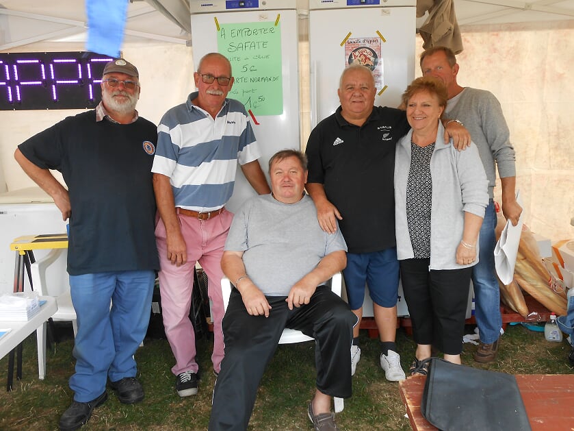 Eric, Patrice,Julien,Claude,Marie Claire et Norbert